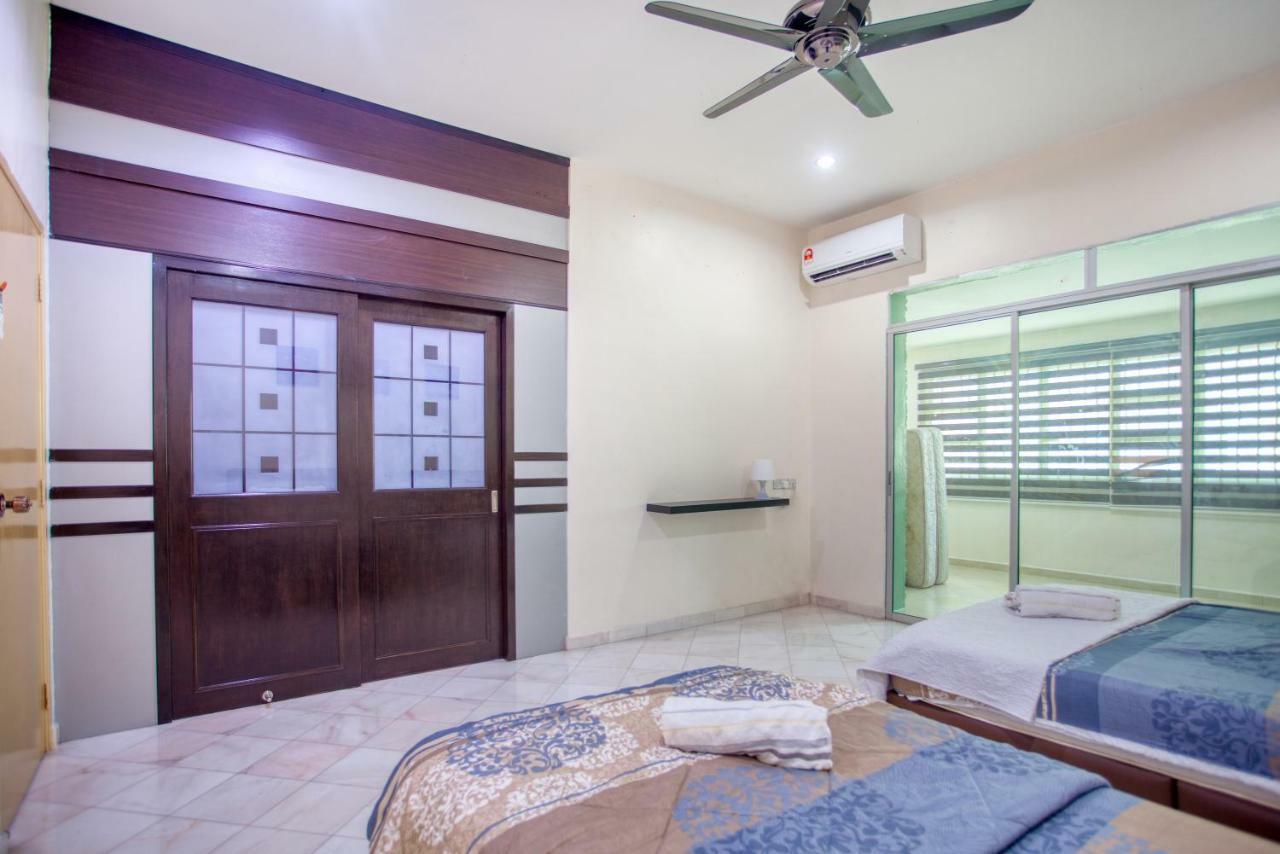 Gunung View Homestay 10 To 12 Pax Near Sunway Tambun Ipoh Eksteriør billede